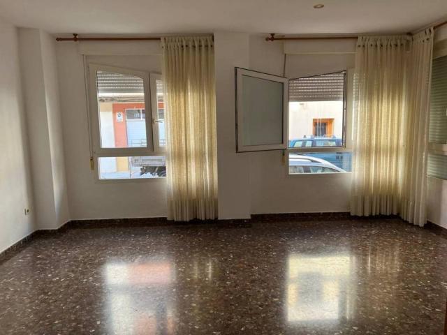 Piso en alquiler en Ontinyent, València / Valencia