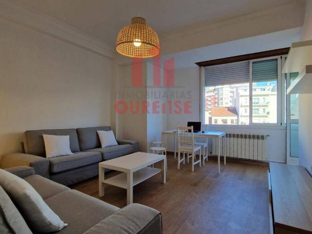 Piso en alquiler en Ourense, Centro