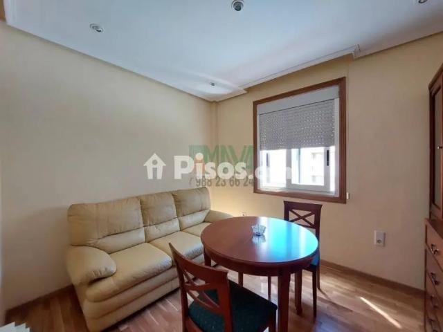 Apartamento en alquiler en Centro, Ourense