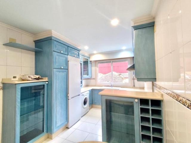 Piso en alquiler en As Lagoas, Gomesende