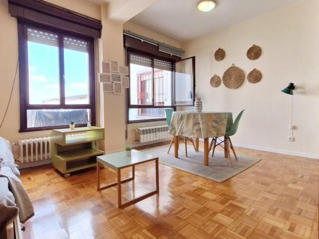 Piso en alquiler en Oviedo, Asturias