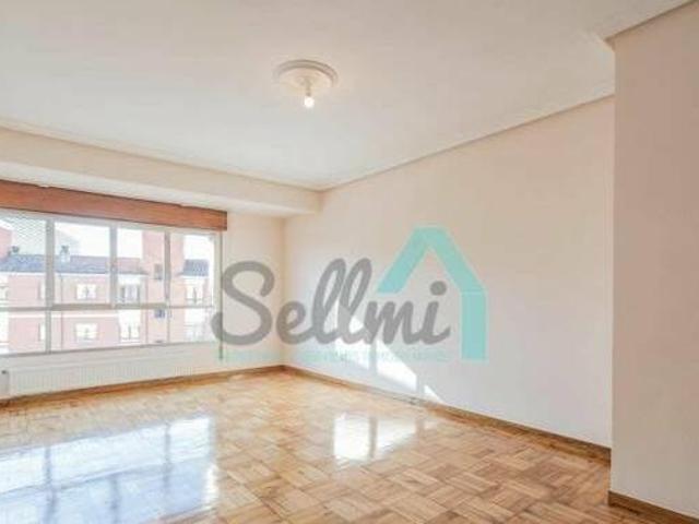 Casa en alquiler en Oviedo, Asturias