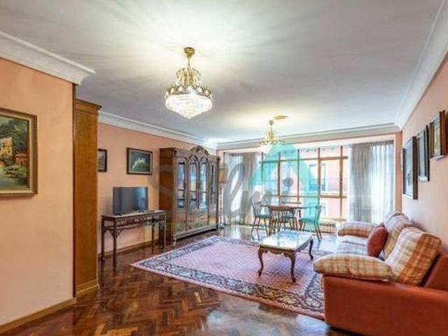 Casa en alquiler en Oviedo