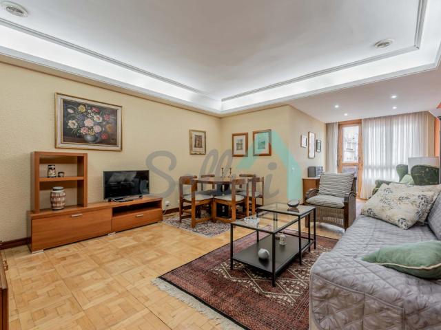 Apartamento en alquiler en Centro, Oviedo