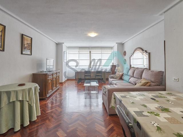 Apartamento en alquiler en Centro y casco histórico, Oviedo