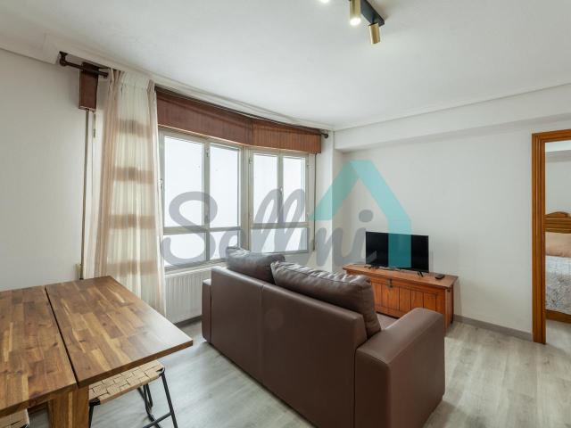 Apartamento en alquiler en Centro y casco histórico, Oviedo