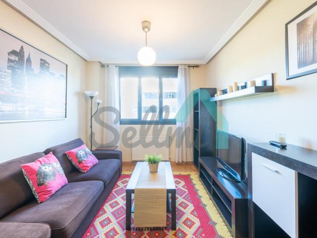 Apartamento en alquiler en Oviedo, Asturias