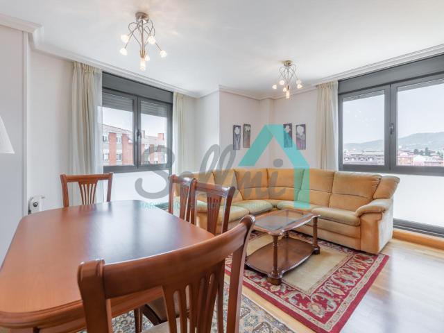 Apartamento en alquiler en Centro, Oviedo