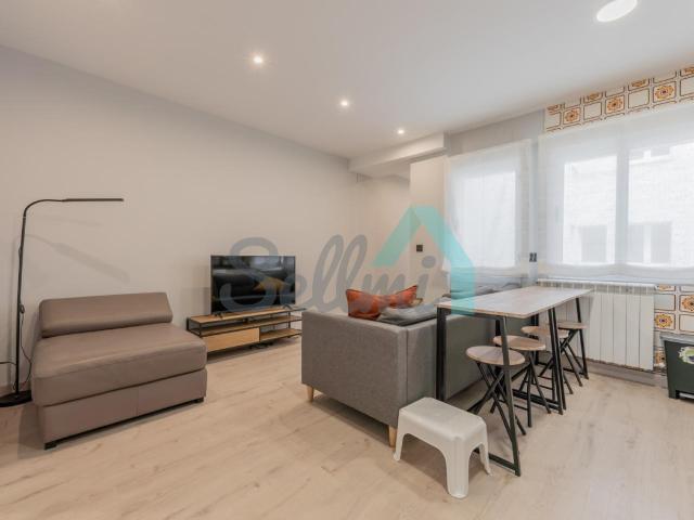 Apartamento en alquiler en Centro, Oviedo