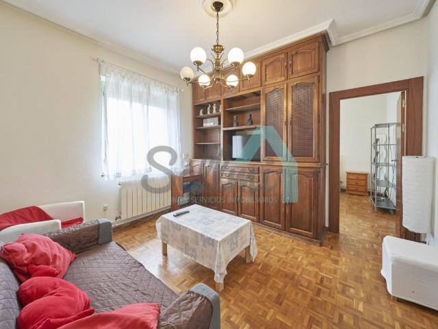 Apartamento en alquiler en Trascorrales, Oviedo