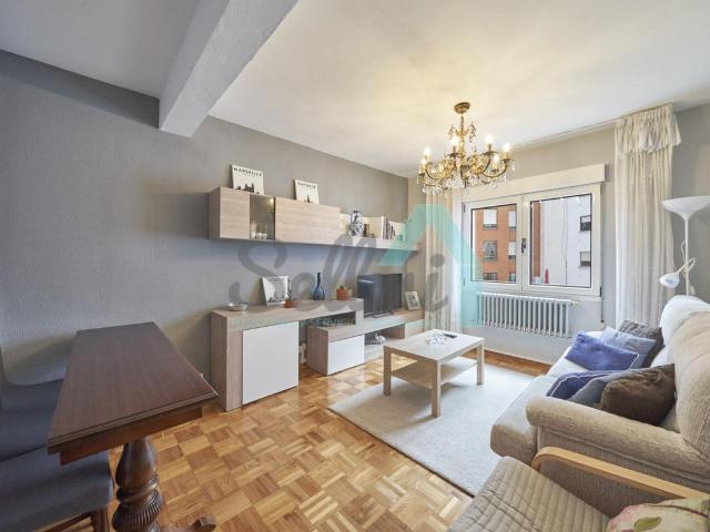 Apartamento en alquiler en Centro, Oviedo