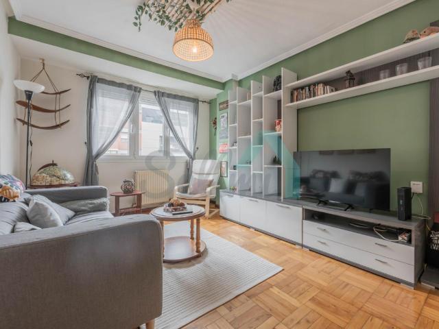 Apartamento en alquiler en Oviedo, Asturias