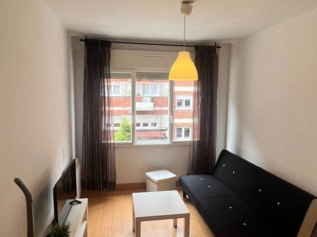 Piso en alquiler en Oviedo, Asturias