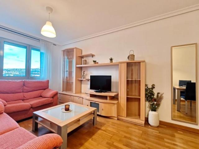 Piso en alquiler en La Cadellada, Oviedo