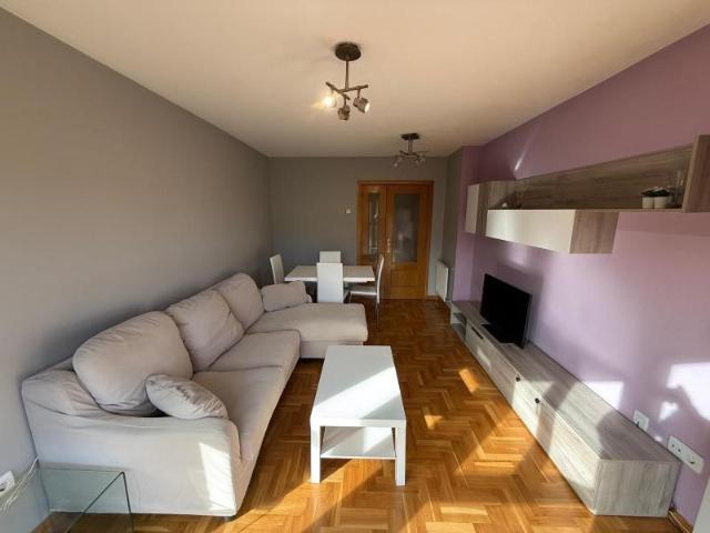 Piso en alquiler en San Lázaro y Otero, Oviedo