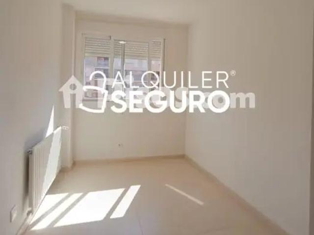 Apartamento en alquiler en Parla, Madrid