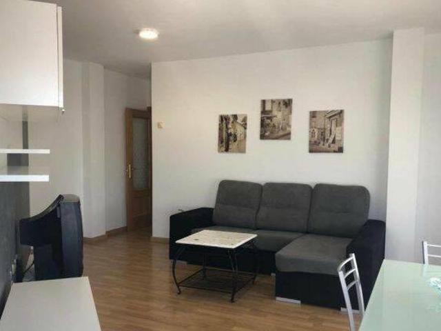 Casa en alquiler en La Roda, Castilla-La Mancha