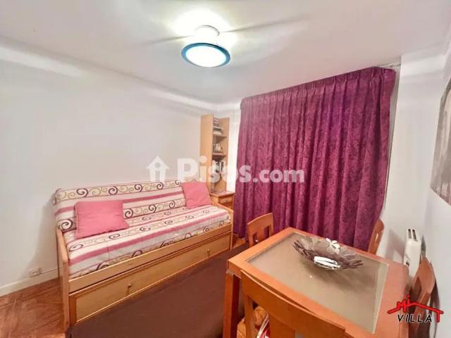Apartamento en alquiler en Laredo