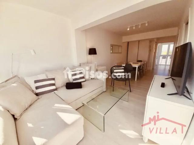 Apartamento en alquiler en Laredo