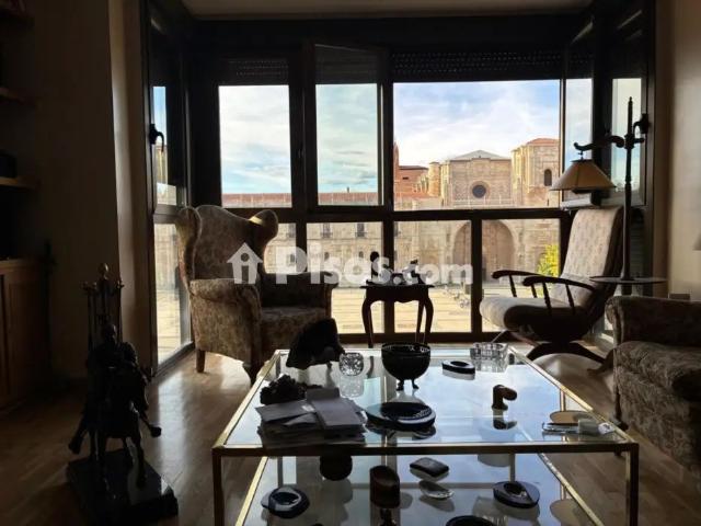 Apartamento en alquiler en Centro, León