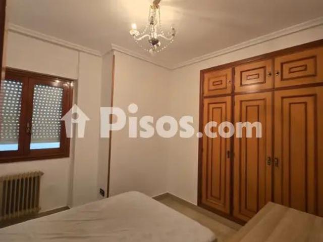 Apartamento en alquiler en San Blas, Cáceres