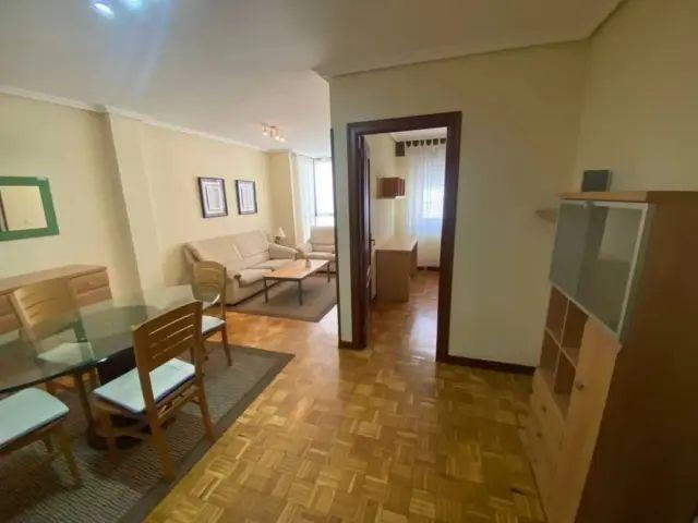 Apartamento en alquiler en Centro, Burgos