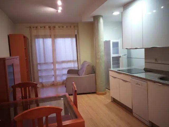Apartamento en alquiler en Centro, Burgos