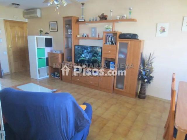 Apartamento en alquiler en Barrio de las Cruces, Almería
