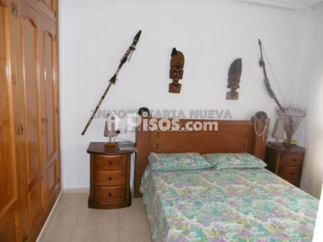 Apartamento en alquiler en Barrio de las Cruces, Almería