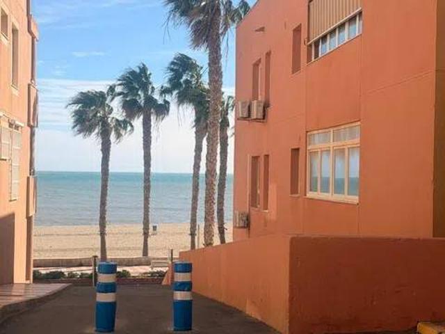 Piso en alquiler en Roquetas De Mar, Andalucía