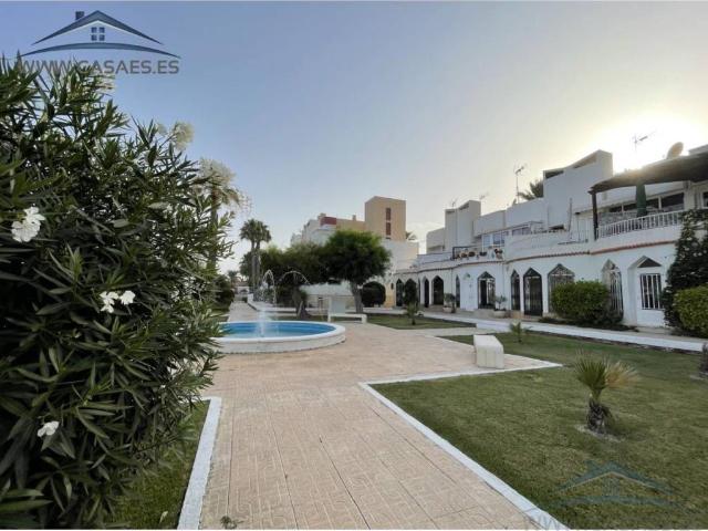 Piso en alquiler en Roquetas De Mar, Andalucía