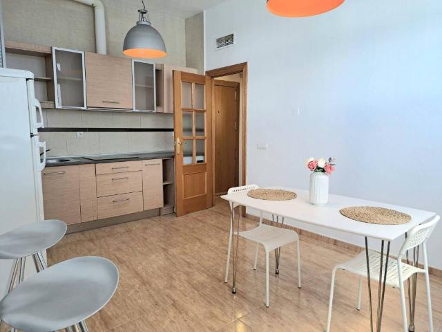 Piso en alquiler en Roquetas De Mar, Andalucía