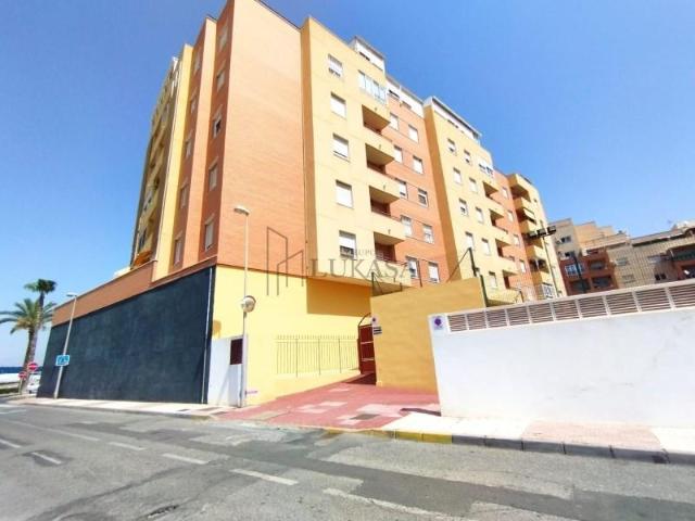 Piso en alquiler en Roquetas De Mar