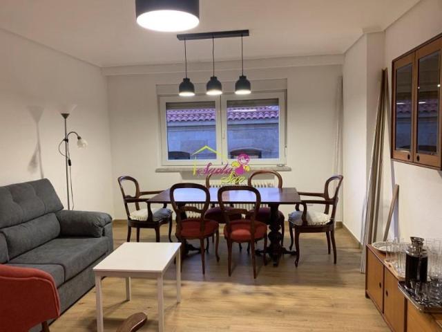 Piso en alquiler en Centro, Salamanca