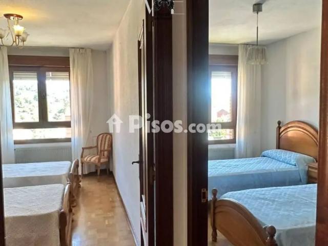 Apartamento en alquiler en Salas