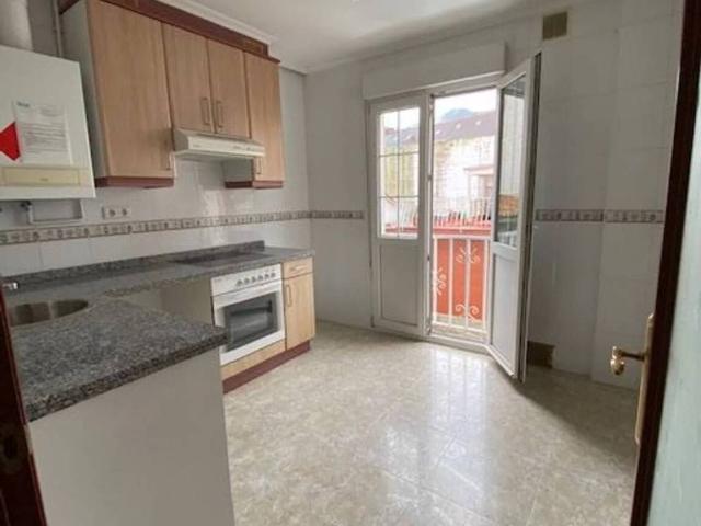 Piso en alquiler en Salas