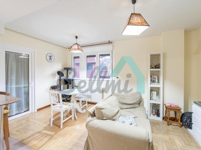 Apartamento en alquiler en Cecilia Bartolomé (Mujeres Libres), Salinas