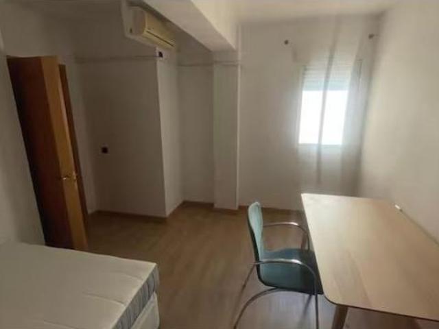 Piso en alquiler en Diputació, l'Alacantí