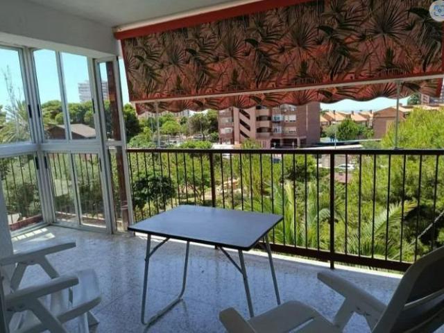 Piso en alquiler en Entreplatges, Alicante