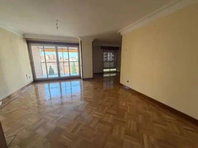 Apartamento en alquiler en Centro, Guadalajara