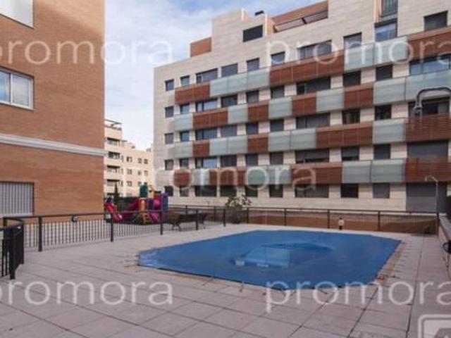 Casa en alquiler en Valverde De Alcalá, Madrid