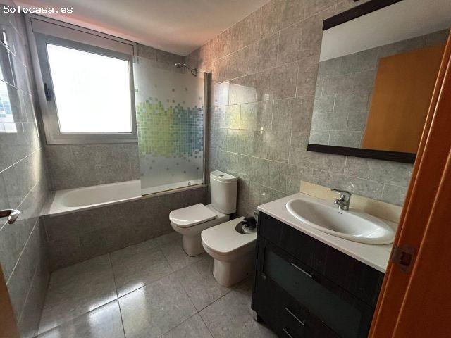 Piso en alquiler en Barri Centre, Baix Llobregat