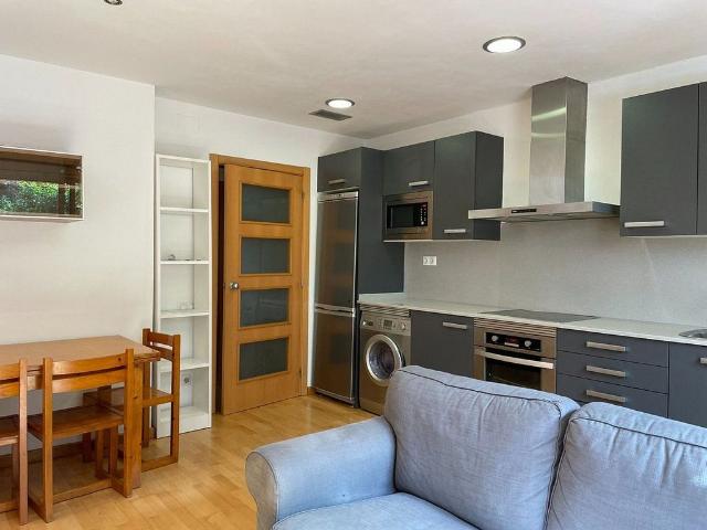 Piso en alquiler en Sant Feliu de Llobregat, Barcelona