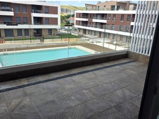 Piso en alquiler en Santa Cruz De Bezana, Cantabria