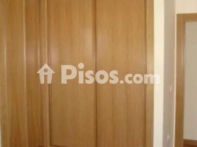 Apartamento en alquiler en Distrito 4, Albacete