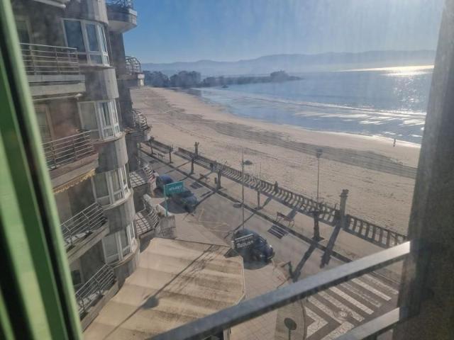 Piso en alquiler en Sanxenxo, Padriñán