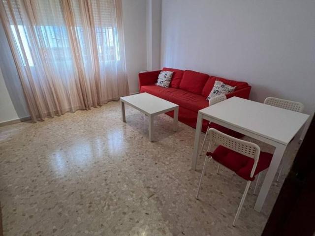 Piso en alquiler en Sevilla, Andalucía