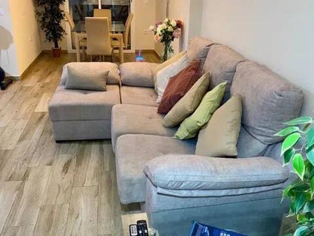 Piso en alquiler en Los Remedios, Sevilla