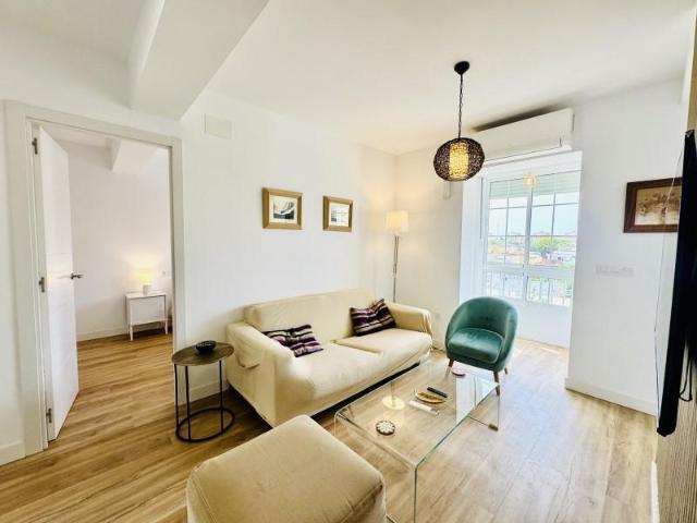 Piso en alquiler en Sevilla, Andalucía