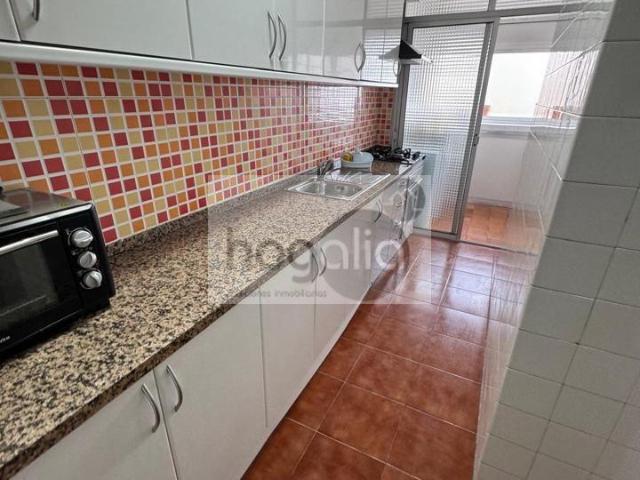 Piso en alquiler en Cerro-Amate, Sevilla